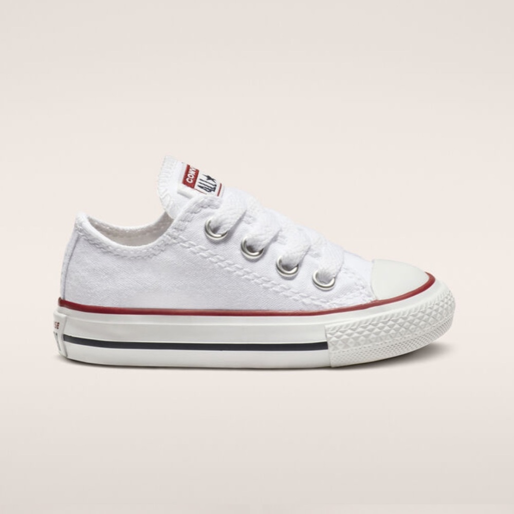 Chuck Taylor All Star TODDLER LOW TOP SHOE White